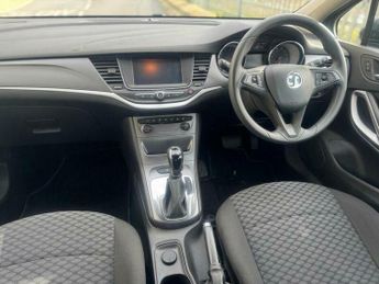 Vauxhall Astra 1.4i Turbo Design Auto Euro 6 (s/s) 5dr