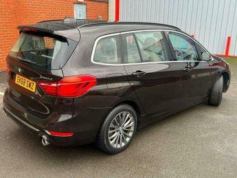 BMW 2 SERIES 2.0 220d Luxury MPV 5dr Diesel Auto xDrive Euro 6 (s/s) (190 ps)