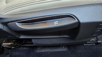 BMW 2 SERIES 2.0 220d Luxury MPV 5dr Diesel Auto xDrive Euro 6 (s/s) (190 ps)