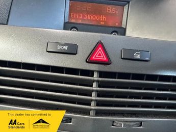 Vauxhall Astra AUTO 1.8 PETROL CLUB 16V 5-DR 123 BHP AUTOMATIC