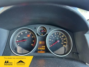 Vauxhall Astra AUTO 1.8 PETROL CLUB 16V 5-DR 123 BHP AUTOMATIC