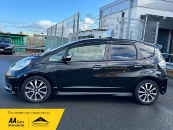 Honda Jazz 2013 AUTO FIT I-VTEC ES 1.6 RS HYBRID / PETROL JAPAN IMPORTED AU