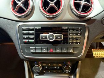 Mercedes-Benz C Class 2.0 CLA45 AMG Coupe SpdS DCT 4MATIC Euro 6 (s/s) 4dr