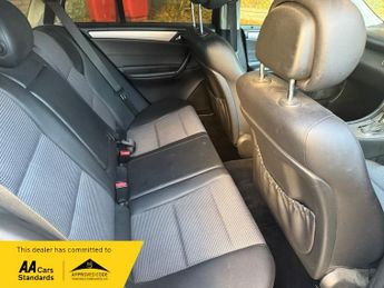 Mercedes C Class C180K AVANTGARDE SE