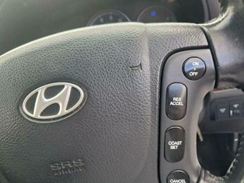 Hyundai Santa Fe 2.2 CRTD CDX Auto 4WD Euro 3 5dr (7 seat)