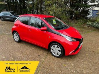 Toyota AYGO 1.0 VVT-i x-play Euro 6 5dr