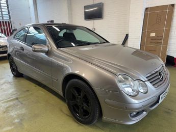 Mercedes C Class C180K SE