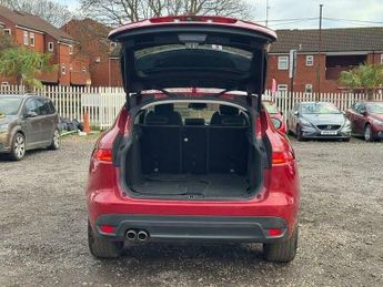 Jaguar F-Pace 2.0 D180 R-Sport Auto AWD Euro 6 (s/s) 5dr