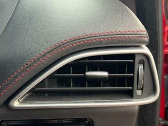 Jaguar F-Pace 2.0 D180 R-Sport Auto AWD Euro 6 (s/s) 5dr