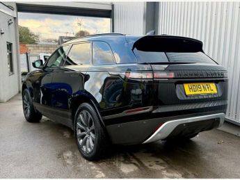 Land Rover Range Rover Velar R-DYNAMIC SE