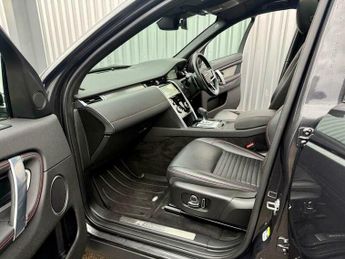 Land Rover Discovery Sport R-DYNAMIC SE