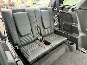 Land Rover Discovery Sport R-DYNAMIC HSE