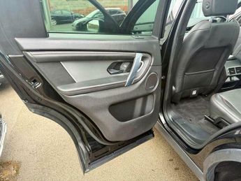 Land Rover Discovery Sport R-DYNAMIC HSE