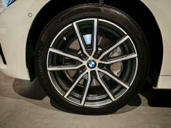 BMW 3 SERIES 2.0 330e 12kWh Sport Pro Auto Euro 6 (s/s) 4dr