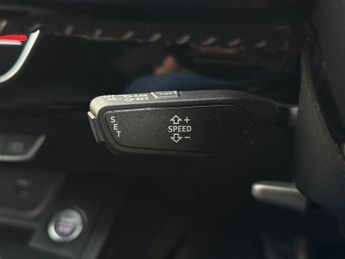 Audi A4 AVANT TDI S LINE BLACK EDITION