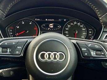 Audi A4 AVANT TDI S LINE BLACK EDITION
