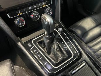 Volkswagen Passat 1.6 TDI SEL DSG Euro 6 (s/s)