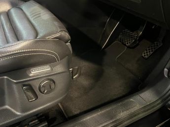 Volkswagen Passat 1.6 TDI SEL DSG Euro 6 (s/s)