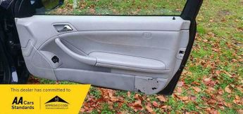 Mercedes-Benz Captiva 1.8 CLC180K Sport Coupe 3dr Petrol Auto Euro 4 (143 ps)