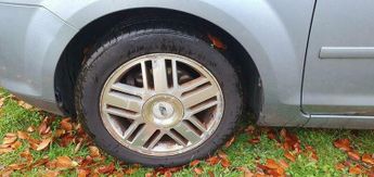 Ford Focus 1.6 Ghia Hatchback 5dr Petrol Automatic (184 g/km, 99 bhp)