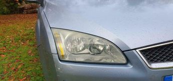 Ford Focus 1.6 Ghia Hatchback 5dr Petrol Automatic (184 g/km, 99 bhp)