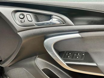 Vauxhall Insignia SRI NAV VX-LINE CDTI