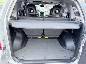 Toyota RAV4 2.0 VVT-i VX SUV 5dr Petrol Automatic 4WD (224 g/km, 147 bhp)
