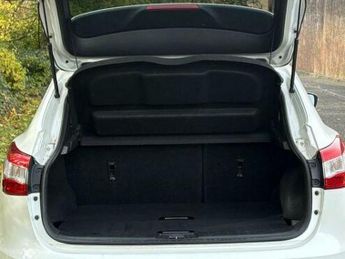 Nissan Qashqai 1.6 dCi Tekna XTRON 2WD Euro 5 (s/s) 5dr