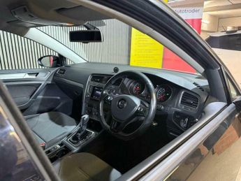 Volkswagen Golf 1.6 TDI BlueMotion Tech SE DSG Euro 5 (s/s) 5dr