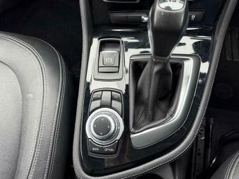 BMW 2 SERIES 1.5 218i Luxury Auto Euro 6 (s/s) 5dr