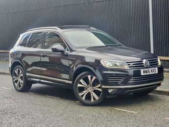 Volkswagen Touareg 3.0 TDI V6 BlueMotion Tech R-Line Tiptronic 4WD Euro 6 (s/s) 5dr