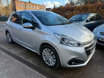 Peugeot 208 1.2 PureTech Allure Euro 6 5dr