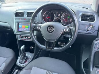 Volkswagen Polo 5dr Automatic ** ULEZ Compliant / Low mileage