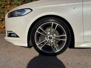 Ford Mondeo 2.0 TDCi ST-Line X Hatchback 5dr Diesel Powershift Euro 6 (s/s) 