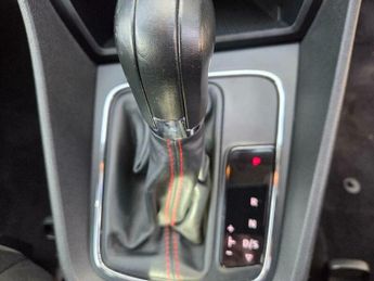 SEAT Leon 2.0 TDI CR FR Sport Coupe DSG Euro 5 (s/s) 3dr