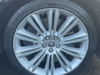 Jaguar XJ 5.0 V8 Supersport Saloon 4dr Petrol Auto Euro 5 (510 ps)