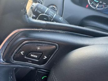 Jaguar XJ 5.0 V8 Supersport Saloon 4dr Petrol Auto Euro 5 (510 ps)