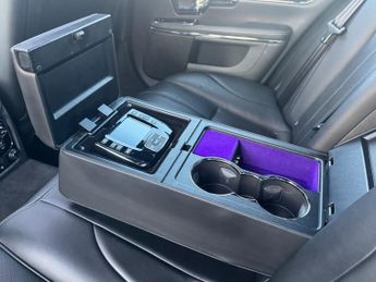 Jaguar XJ 5.0 V8 Supersport Saloon 4dr Petrol Auto Euro 5 (510 ps)