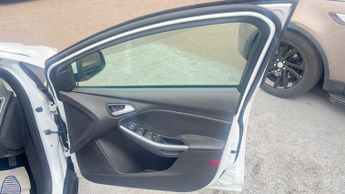 Ford Focus 2.0 TDCi Titanium X Estate 5dr Diesel Powershift Euro 5 (163 ps)