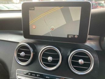 Mercedes-Benz C Class 3.0 GLC350d V6 AMG Line (Premium Plus) G-Tronic 4MATIC Euro 6 (s