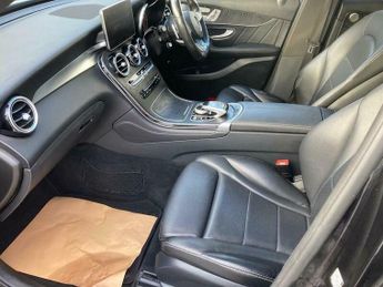 Mercedes-Benz C Class 3.0 GLC350d V6 AMG Line (Premium Plus) G-Tronic 4MATIC Euro 6 (s