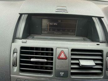 Mercedes-Benz C Class 2.1 C220 CDI BlueEfficiency Sport Auto Euro 5 4dr