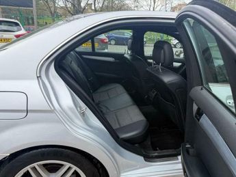 Mercedes-Benz C Class 2.1 C220 CDI BlueEfficiency Sport Auto Euro 5 4dr