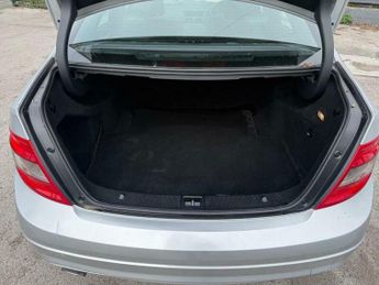 Mercedes-Benz C Class 2.1 C220 CDI BlueEfficiency Sport Auto Euro 5 4dr