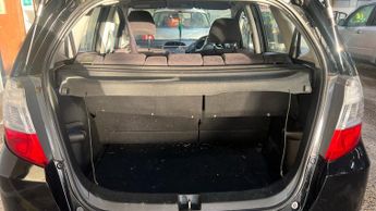 Honda Jazz I-VTEC ES I-SHIFT