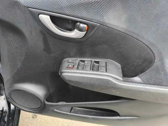 Honda Jazz I-VTEC ES I-SHIFT