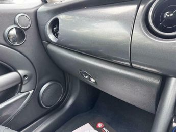 MINI Hatch 1.6 Cooper CVT Euro 3 3dr