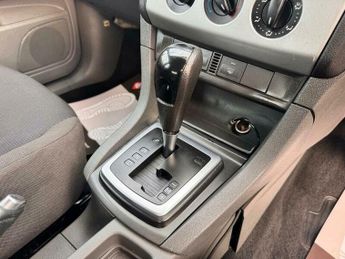 Ford Focus 1.6 Zetec Climate 5dr