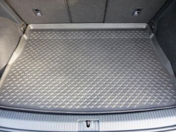 Volkswagen Golf SV GT TSI DSG