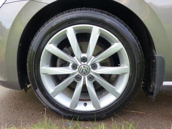 Volkswagen Golf SV GT TSI DSG